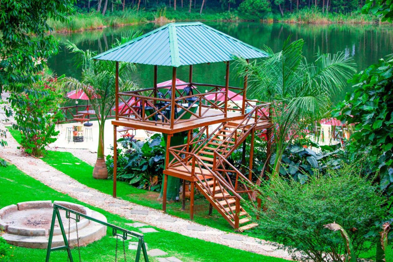 Bunyonyi Safaris Resort Kabale Exterior photo