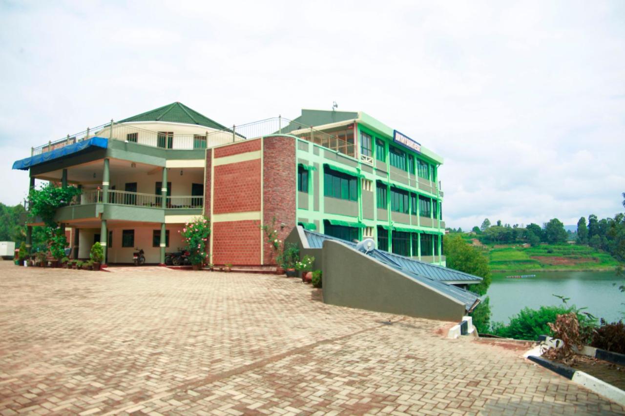 Bunyonyi Safaris Resort Kabale Exterior photo